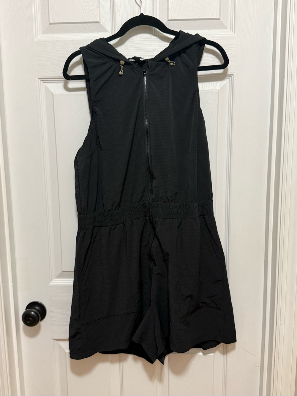 Athleta Black Hooded Woman’s Romper